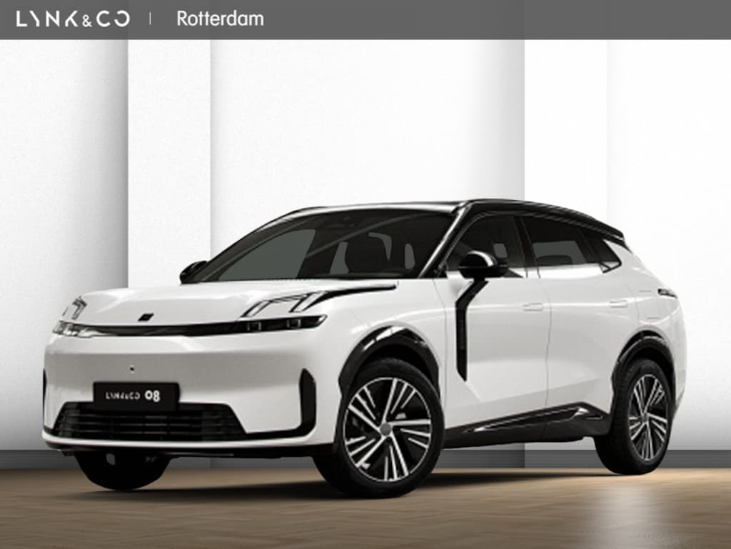 Lynk & Co 08 Business Edition | Panoramadak | 360° camera |