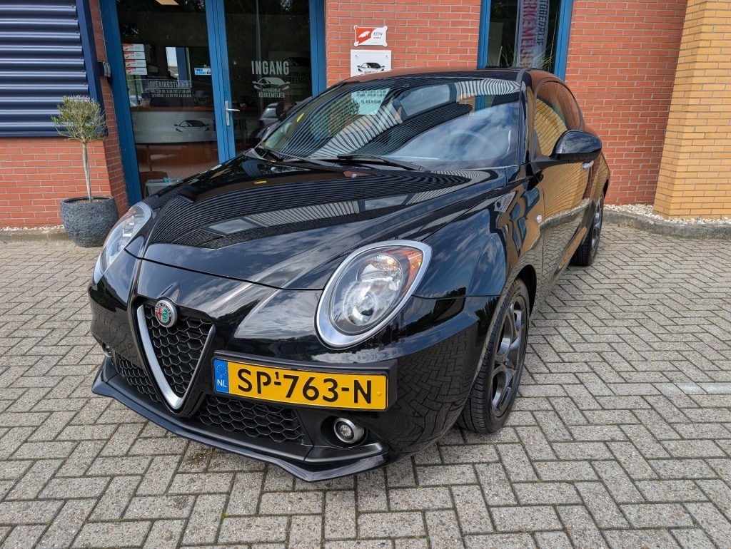 Alfa Romeo MiTo 0.9 T. AIR ECO SUPER,PDC,Cruise,Stoelverw,Navi,Dealerond.