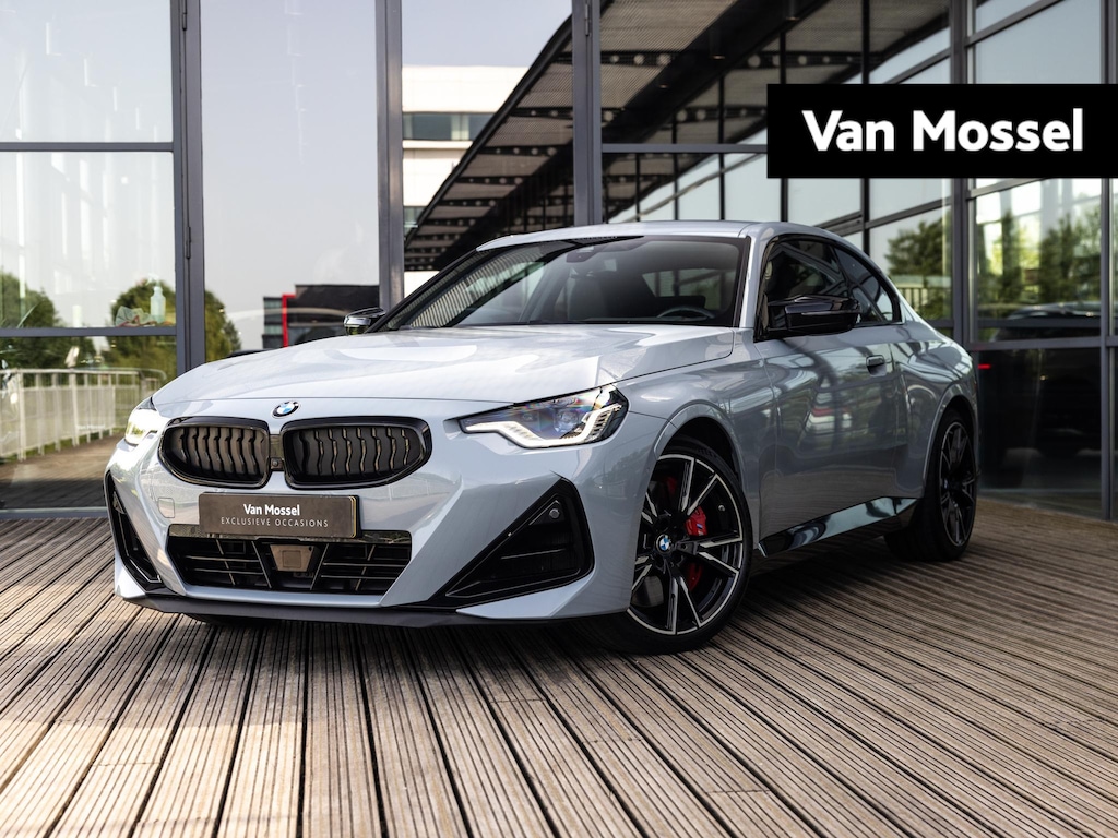 BMW 2-Serie Coupé M240i xDrive | HARMAN KARDON | STOELMEMORY | ADAPTIEVE CRUISE CONTROL | INNOVATIE PAKKET | COMFORT PAKKET | BROOKLYN GRAU | 19 INCH JET BLACK |