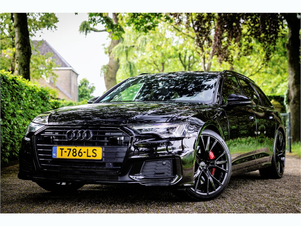 Audi A6 Avant 55 TFSI e Quattro S Line Full Black Matrix Led Panorama 21" ACC Trekhaak