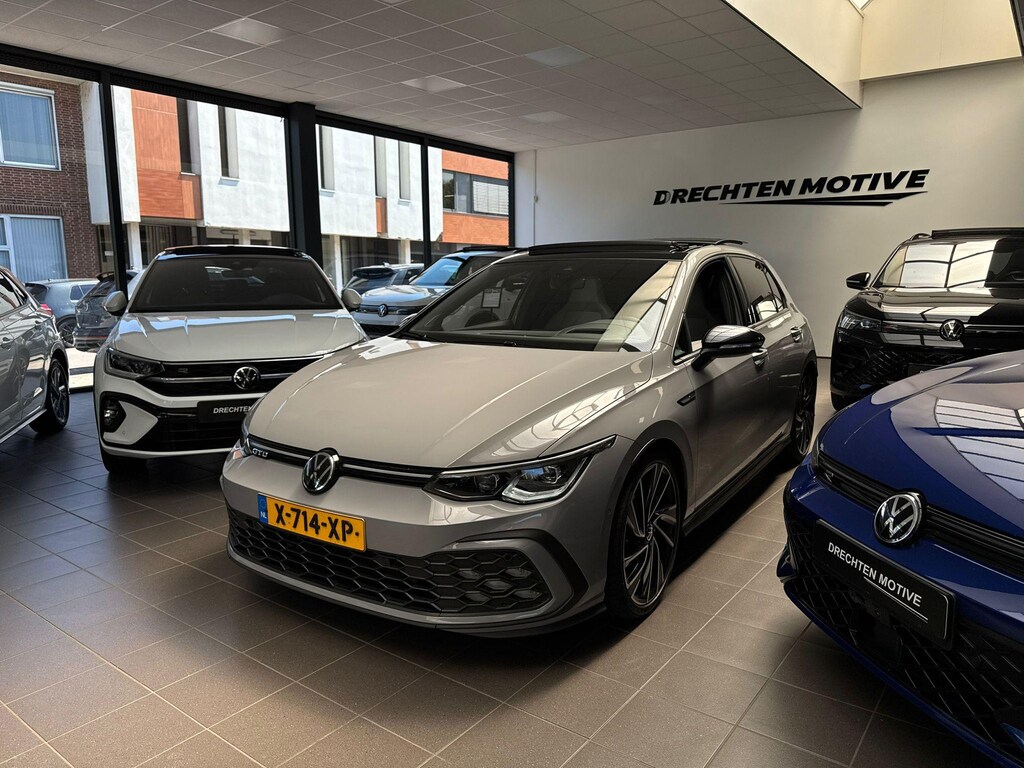 Volkswagen Golf 2.0 TDI GTD / Leder / Pano / H&k / head-up /