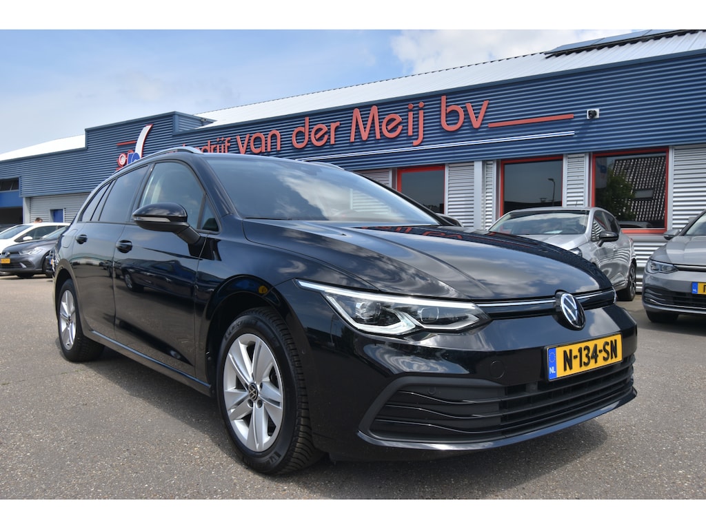 Volkswagen Golf Variant 1.5 TSI Life Business , VIRTUAL COCPIT , LED KOPL , PDC V+A , NAVI , CLIMATR ,