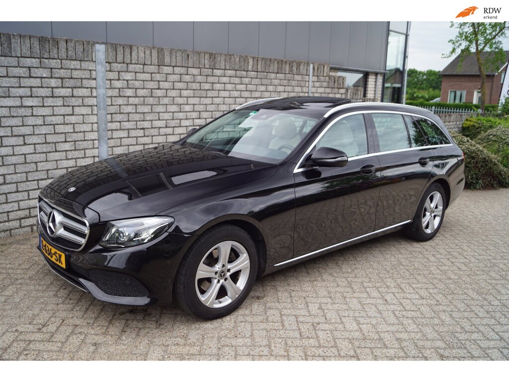 Mercedes-Benz E-klasse Estate 200 Premium Autom Schuifdak Navi Camera Clima Cruise LED Kopl Sfeerverlichting 2x PDC LMV ENZ.