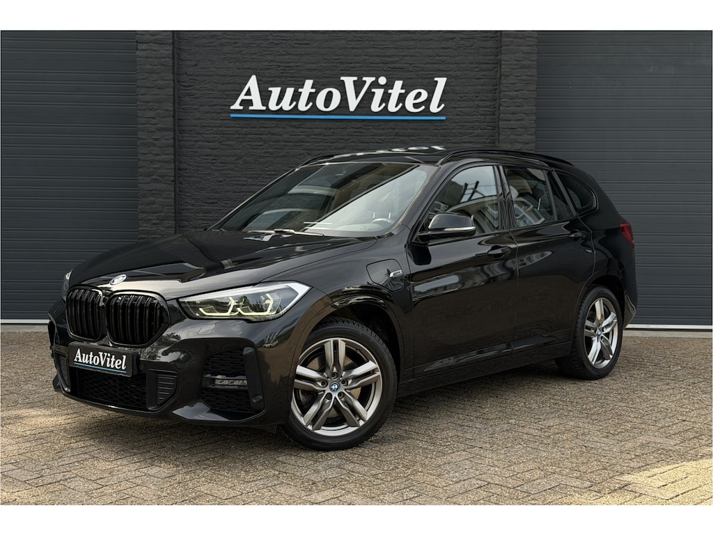 BMW X1 xDrive25e M-Sport | Panodak | Head-Up | Camera | Adaptive Cruise | Comfort Access | 35X op voorraad