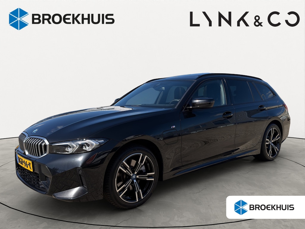 BMW 3-Serie Touring 330e M-Sport Volleder | SoH 94% | 360 camera | Panoramadak | Cruise control adaptief | Verwarmd stuurwiel en stoelen |