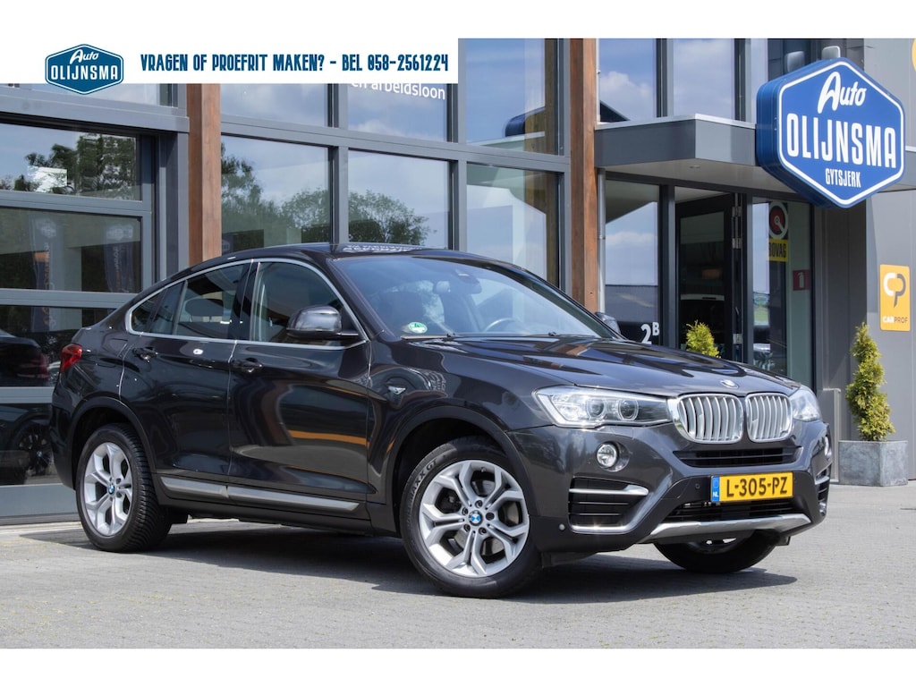 BMW X4 xDrive28i Centennial High Executive|Camera|Dodehoek|Leder|