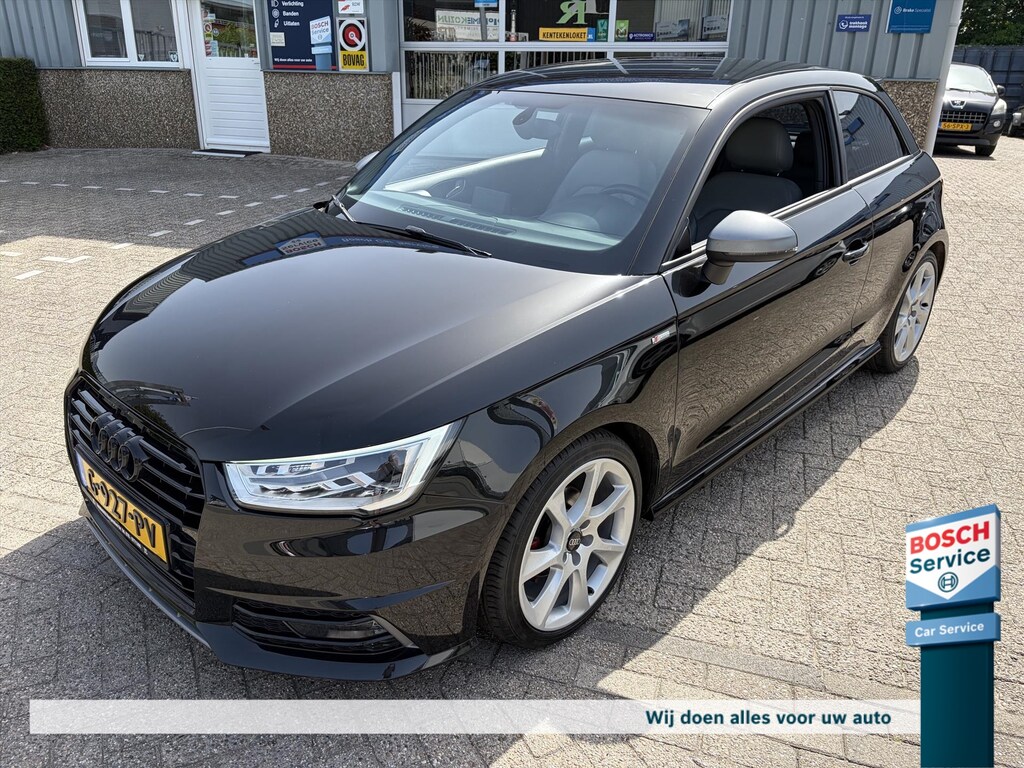 Audi A1 1.0 TFSI 95pk S Line Edition - Navigatie - Parkeersensoren