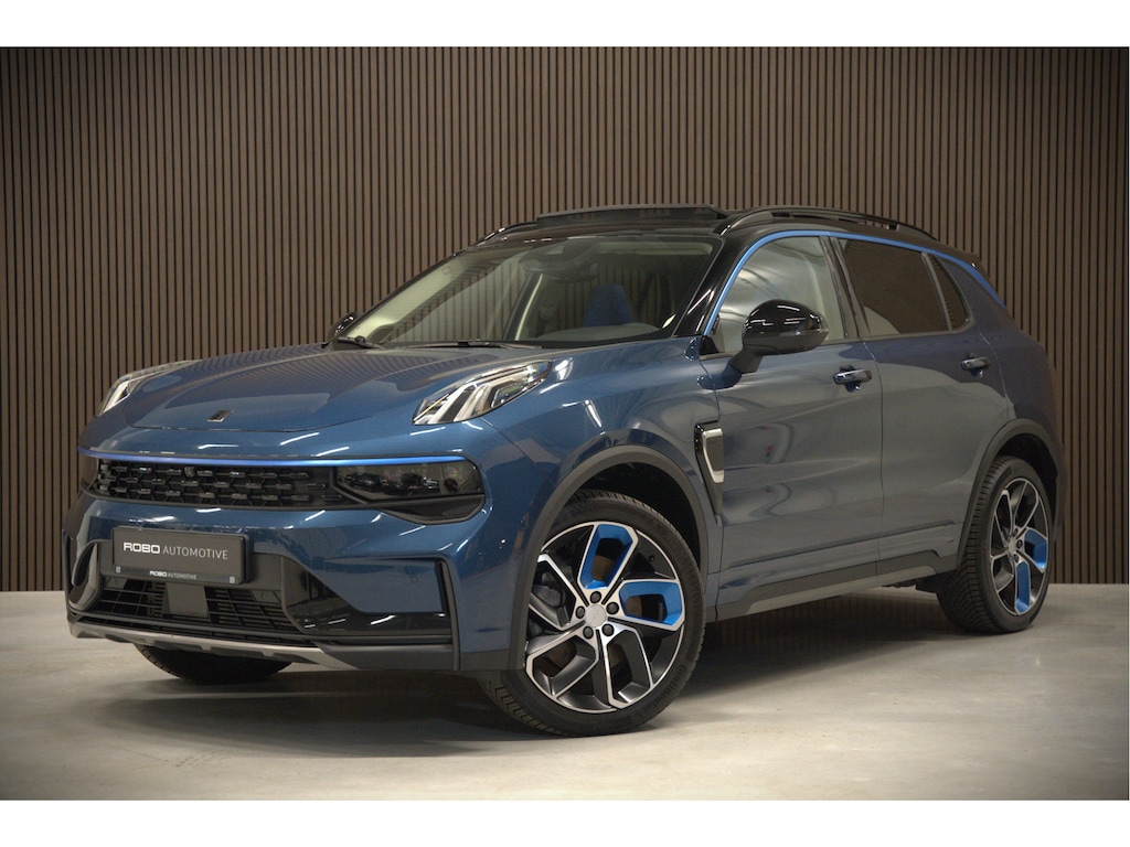 Lynk & Co 01 1.5 | Panoramadak | Stoelverwarming | Keyless | Apple Carplay | Memory Seat | Adaptive Cruise Control | Infinity | Navigatie | 360 Camera | Parkeersensoren | Ambiance Verlichting | SOH 94,2%