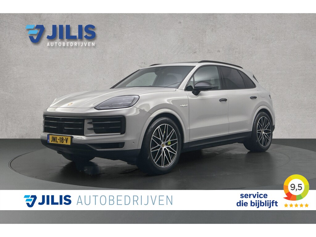 Porsche Cayenne 3.0 S E-Hybrid Black Edition | Panoramadak | Luchtvering | Trekhaak | Lederen bekleding