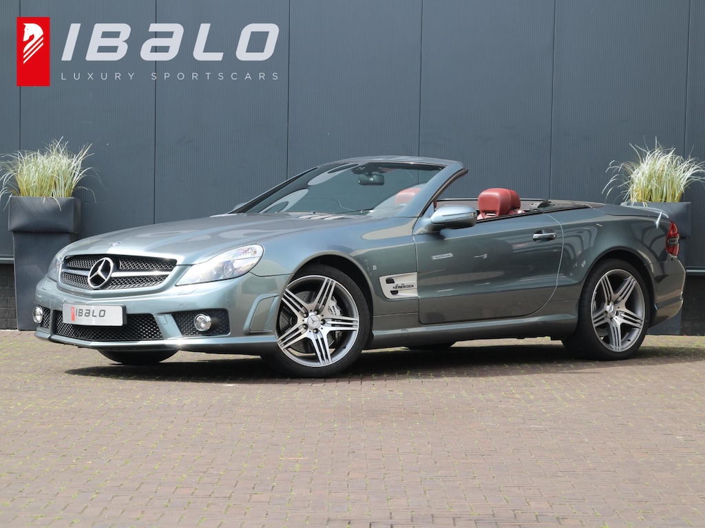 Mercedes-Benz AMG SL 63