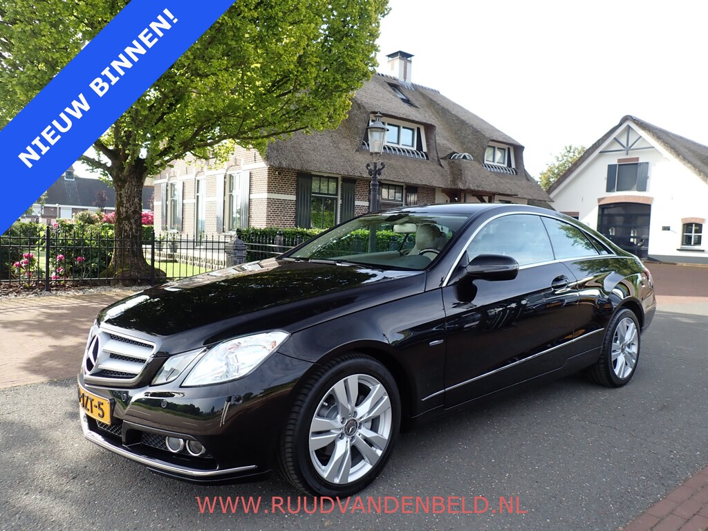 Mercedes-Benz E-klasse Coupé 250 CGI Elegance / MEMORY / LEDER / CRUISE / BLUETOOTH / DEALER-ONDERH