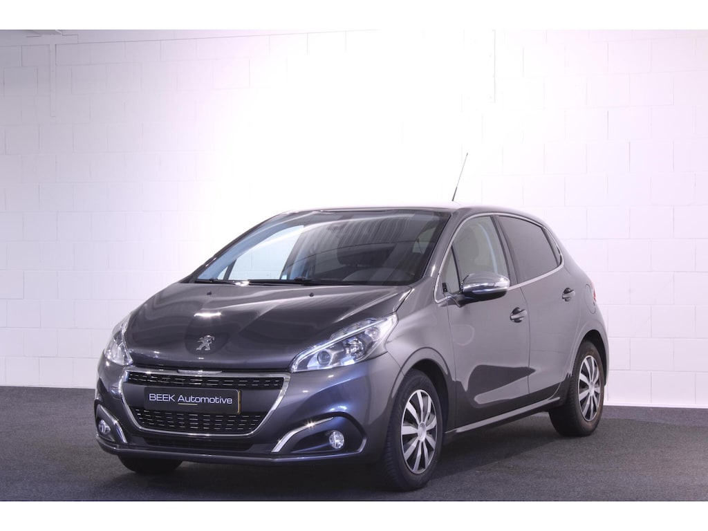 Peugeot 208 1.2 PureTech Allure | PDC | Apple CarPlay |
