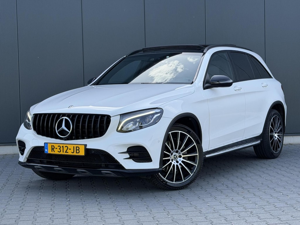 Mercedes-Benz GLC 250 4MATIC AMG-Pakket Led - Pano - Leder - Night Pakket