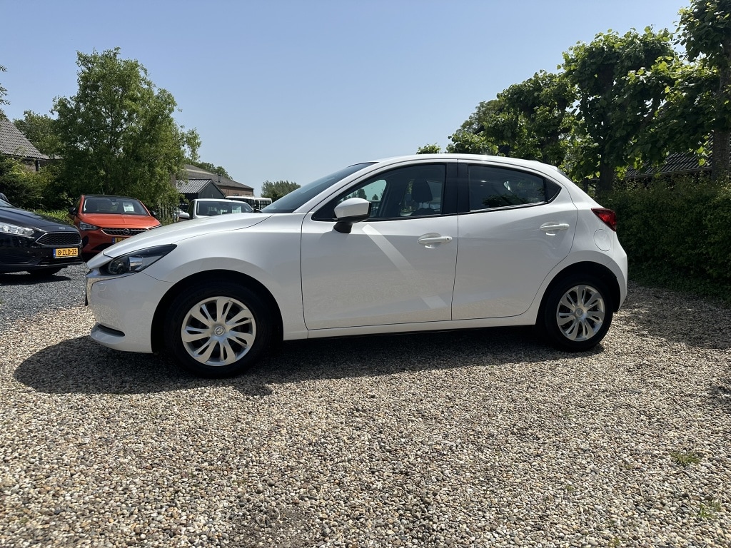 Mazda 2 1.5 Skyactiv-G Base Carplay/Bluetooth