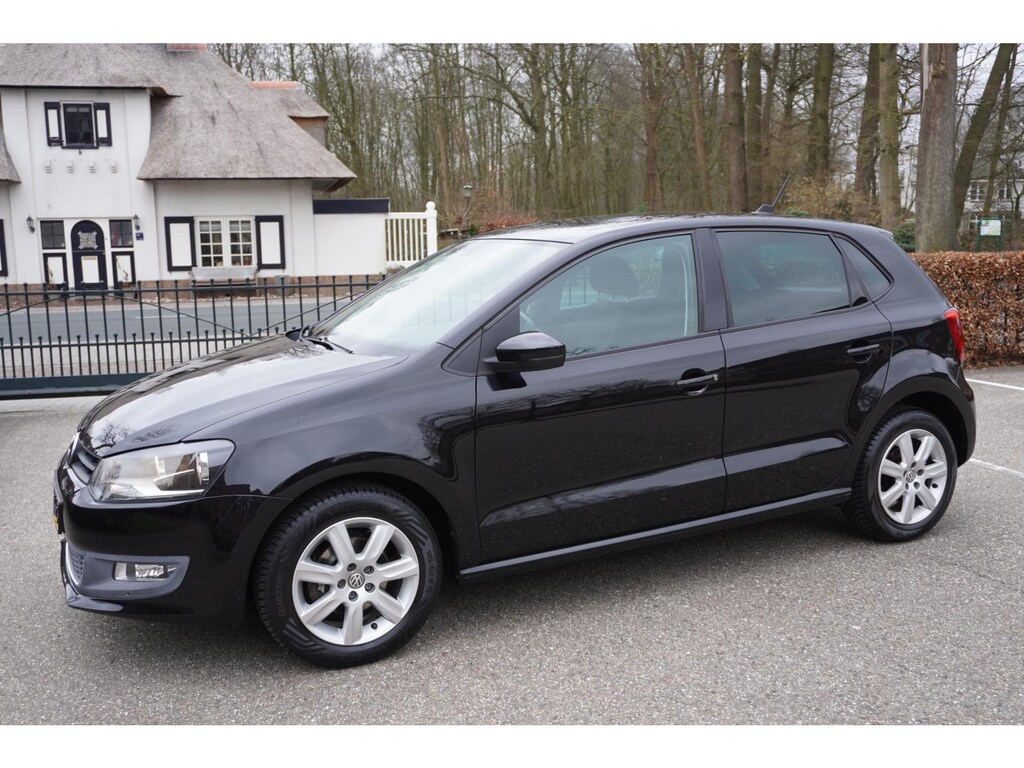 Volkswagen Polo 1.4-16V Highline 5Drs Airco Navi