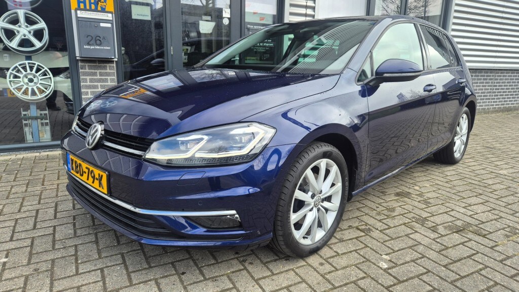 Volkswagen Golf 1.5TSI HIGHLINE BUSINESS R STANDKACHEL PANO TREKH CARPLAY CRUISE