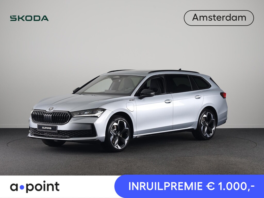 Skoda Superb Combi Sportline Business PHEV 1.5 TSI 204 pk 6 versn. DSG | Panoramadak | Wegklapbare trekhaak | Winter pakket | 19 inch lichtmetalen velgen