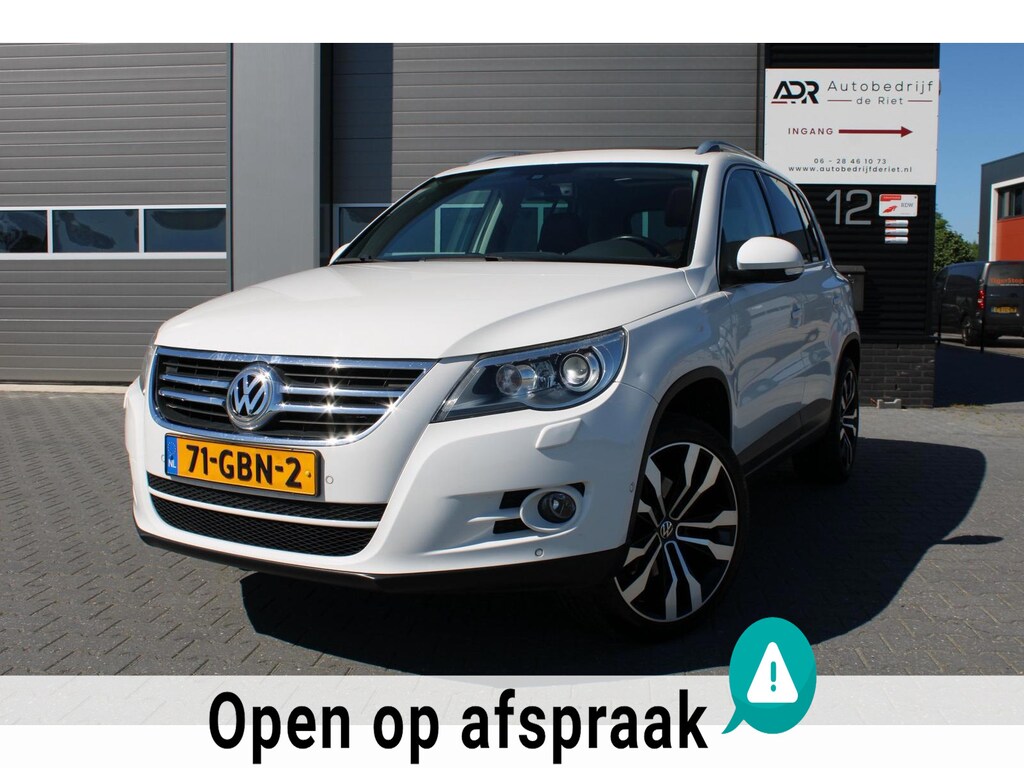 Volkswagen Tiguan 2.0 TSI DSG 4Motion|PANO|LEDER|CAMERA|PDC V+A|XENON|BOM VOLL