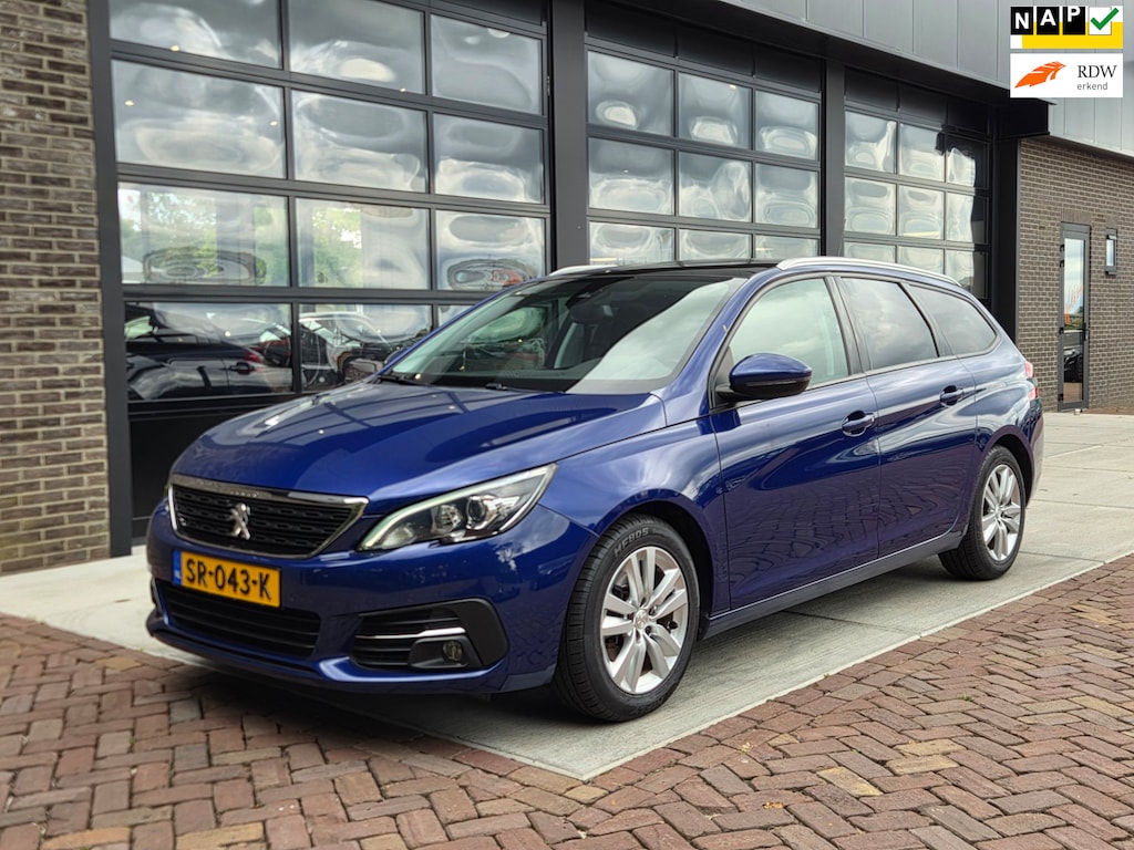 Peugeot 308 SW 1.2 PureTech Blue Lease Executive | Pano | Navi | PDC |
