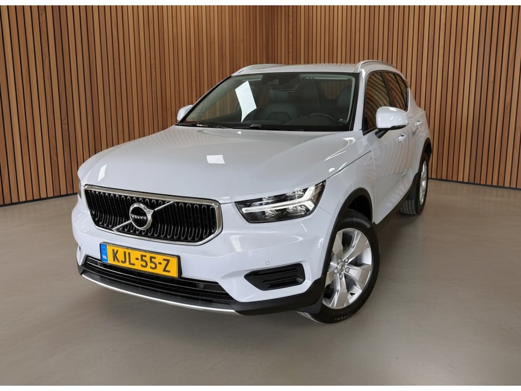 Volvo XC40 1.5 T3 Momentum | Leder | Elektr. Trekhaak | BLISS