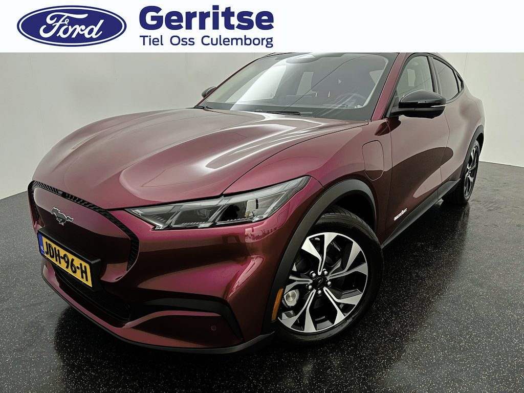 Ford Mustang Mach-E Standard RWD 73 kWh 269pk | Panoramadak | Technology Pack | Molten Magenta | Nieuw Model| Warmtepomp | NL Auto |