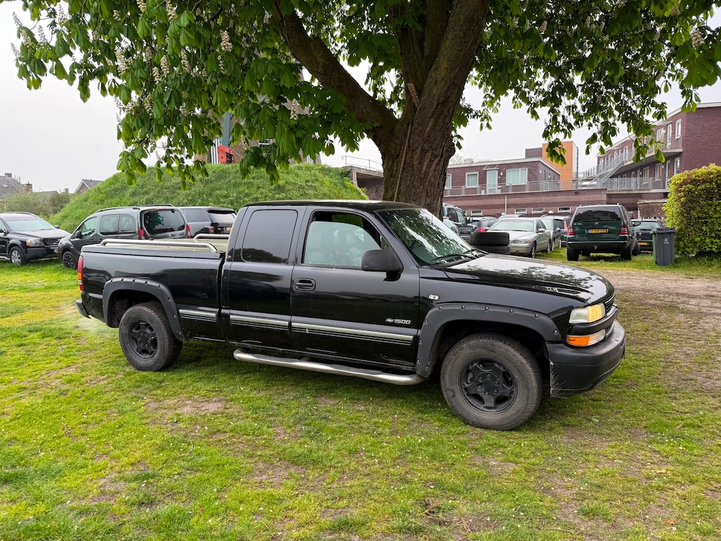 Chevrolet Silverado CHEVROLET 4x4 dubbel cabine LPG G3 YOUNGTIMER 26 jaar