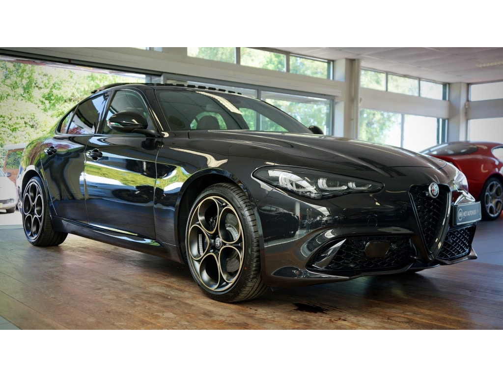 Alfa Romeo Giulia 2.0 T GME AWD Veloce Intensa | 280 pk | Harman Kardon |