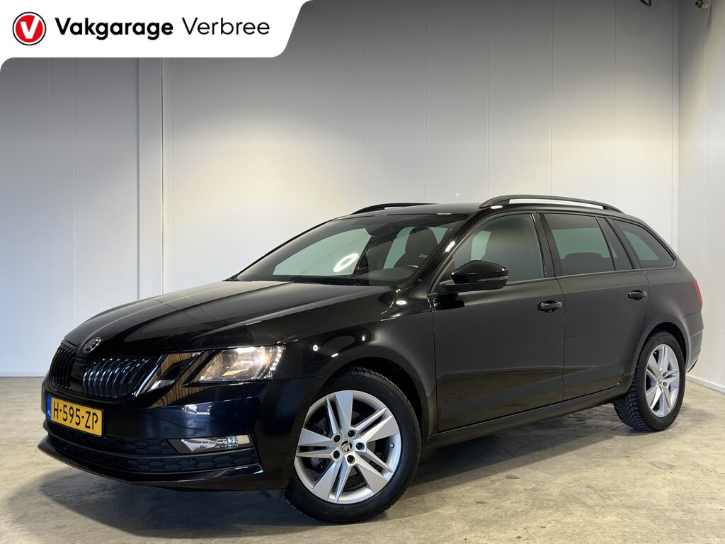 Skoda Octavia Combi 1.0 TSI Greentech Sport Business | Navigatie/Android/Apple Carplay | LM Velgen 17" | Cruise Control | Airco |