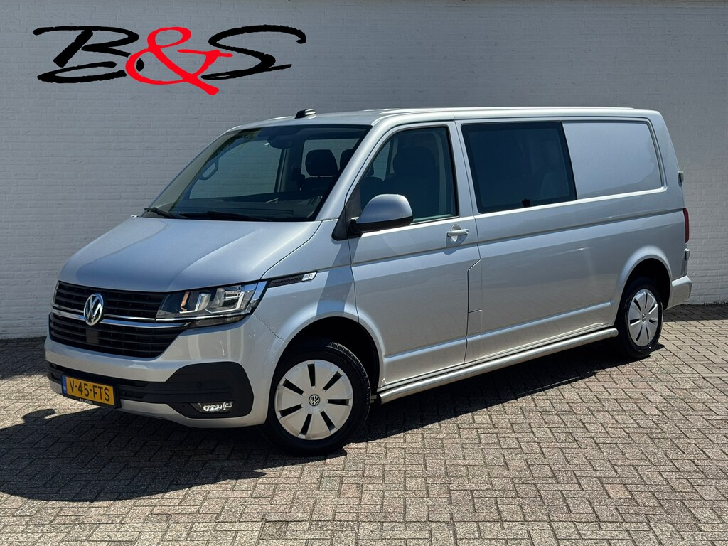 Volkswagen Transporter 2.0 TDI L2H1 30 DC Highline DSG Trekhaak 2500kg Cruise Carplay Navigatie DAB Radio