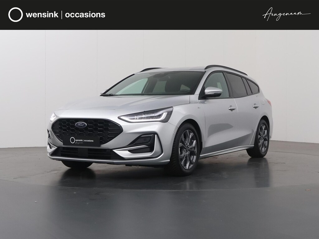 Ford Focus Wagon 1.0 EcoBoost Hybrid ST Line X | Afneembare Trekhaak | Winterpakket | Cruise Control Adaptief | Parkeercamera | HUD | Navigatie | Apple Carplay/Android Auto |