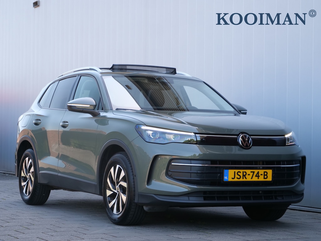 Volkswagen Tiguan 1.5 eTSI Life Edition Mild Hybrid 150 Pk Automaat Camera / DAB / Apple Carplay / Pano-dak