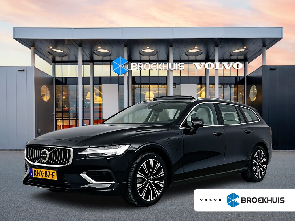 Volvo V60 T6 Recharge Ultra Bright | 18" | Harman Kardon | Panoramadak | Head-Up | Full LED | 360 Camera | Elektr. verst. Stoelen | Stoel/Stuur/Achterbankverwarming | Adaptieve Cruise | BLIS
