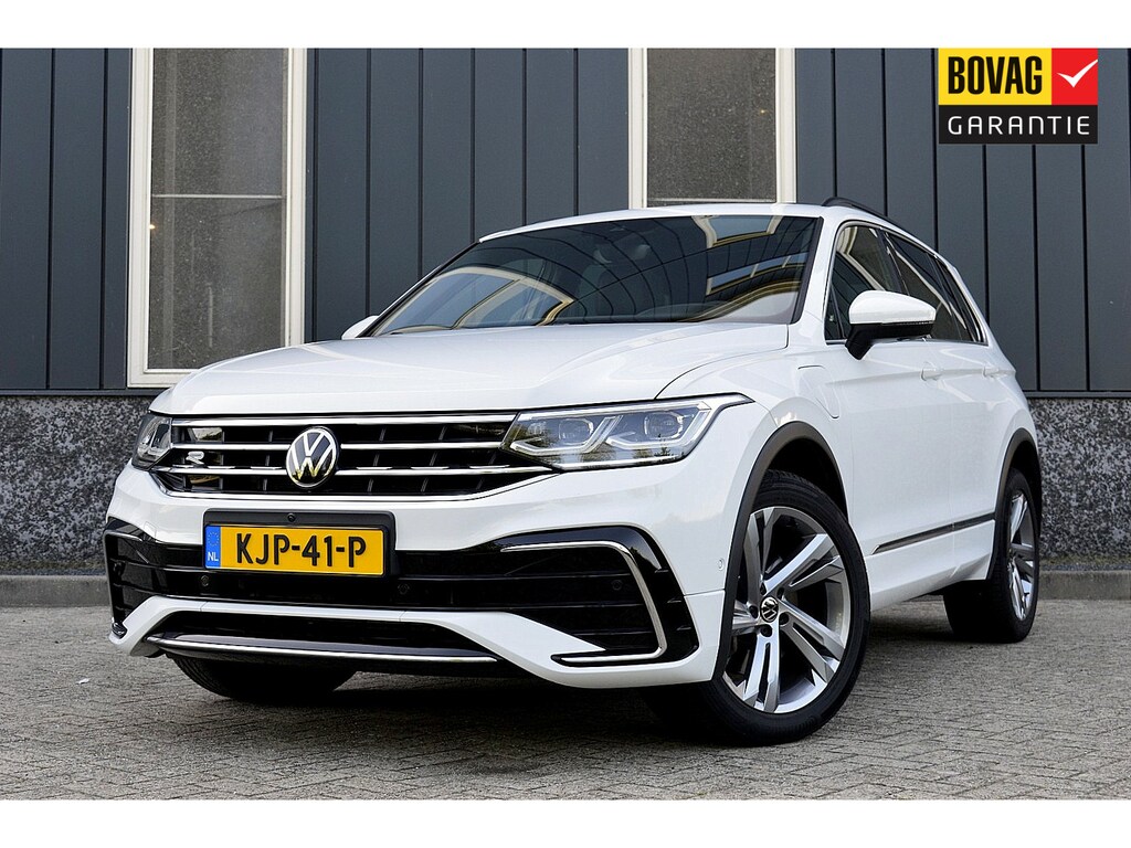 Volkswagen Tiguan 1.4 TSI eHybrid R-Line Business+ SOH 88% Rijklaarprijs-Garantie  Panorama dak Trekhaak Leder Interieur Matrix Apple carplay