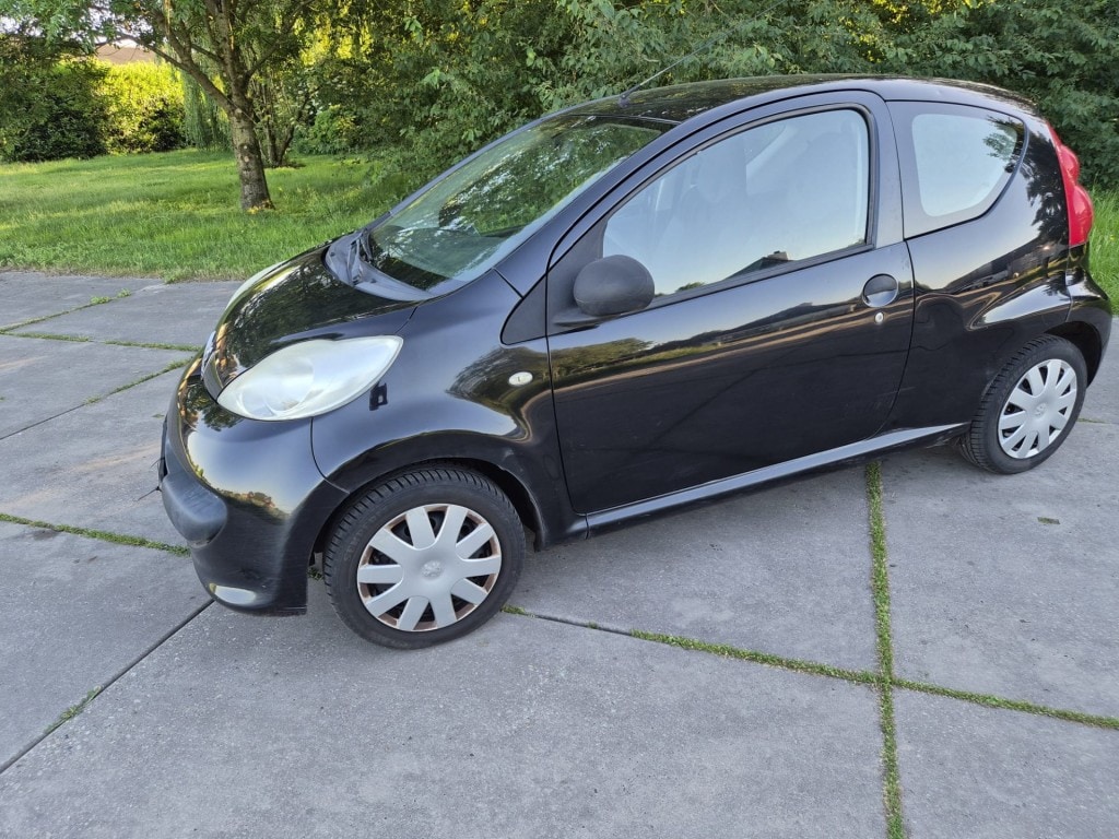 Peugeot 107 1.0-12V XR met Airco, nw APK