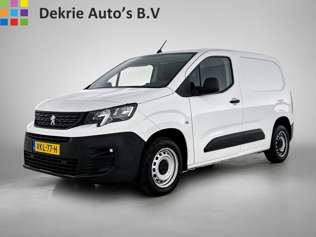 Peugeot Partner 1.2 Benzine 111PK Euro6 Premium / Airco / Navigatie / Cruise-ctr. / Schuifdeur + Raam / Radio multimedia / Apk 08-2027