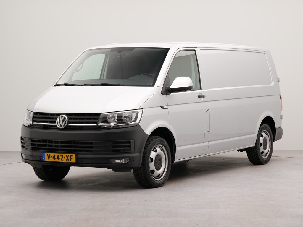 Volkswagen Transporter 2.0 TDI L2H1 Highline AUT 204PK TREKHAAK 2500 KG 3200kg GVW