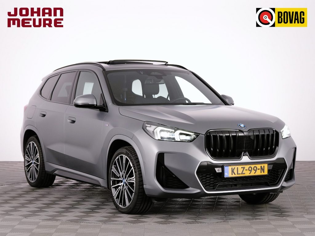 BMW X1 xDrive30e M-sport | LEDER | PANORAMADAK *MAT GRIJS* !