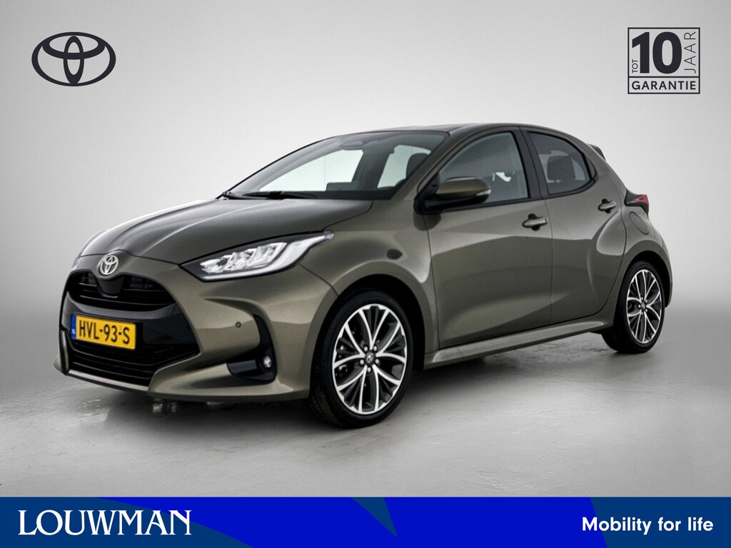 Toyota Yaris 1.5 Hybrid 130 Executive | BTW voertuig | Dealer onderhouden | Dodehoek detectie | Stoel+Stuurverwarming | Parkeersensoren voor+achter | Apple CarPlay/Android Auto | Cruise Control Adaptive | Draadloze Telefoonlader