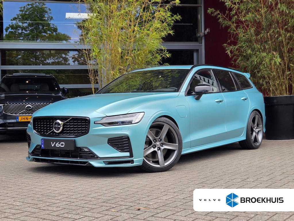 Volvo V60 2.0 T8 AWD Ultra Dark HEICO SPORTIV | Full Option! | Bowers&Wilkins | Massage/ventilatie
