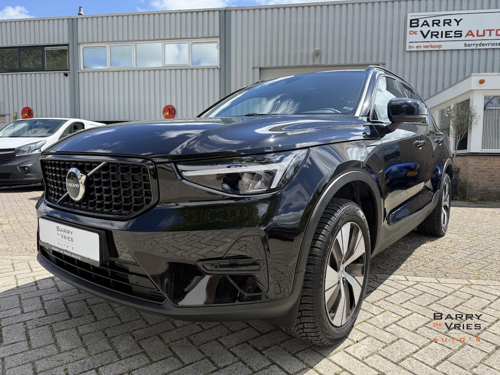 Volvo XC40 1.5 T5 Plus Dark | Adaptive Cruise Control | Voorruitverwarming | Dealeronderhouden | Harman Kardon | Plugin Hybride |