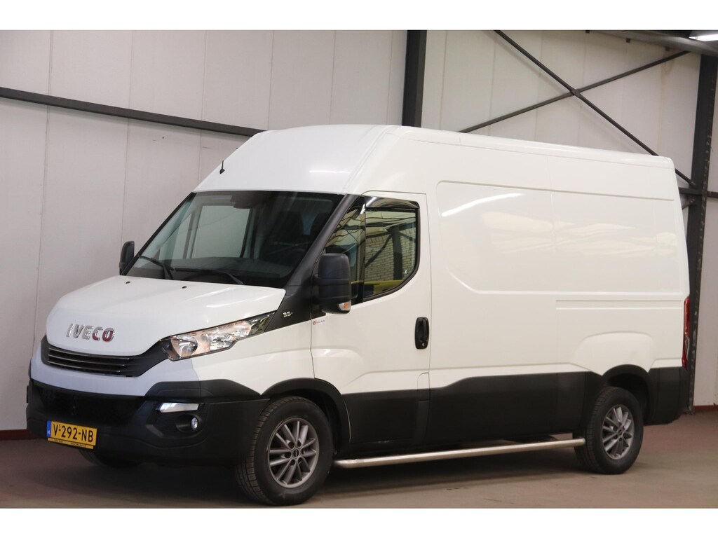 IVECO Daily 35S14V 2.3 L2H2 MET 3500 KG Trekvermogen