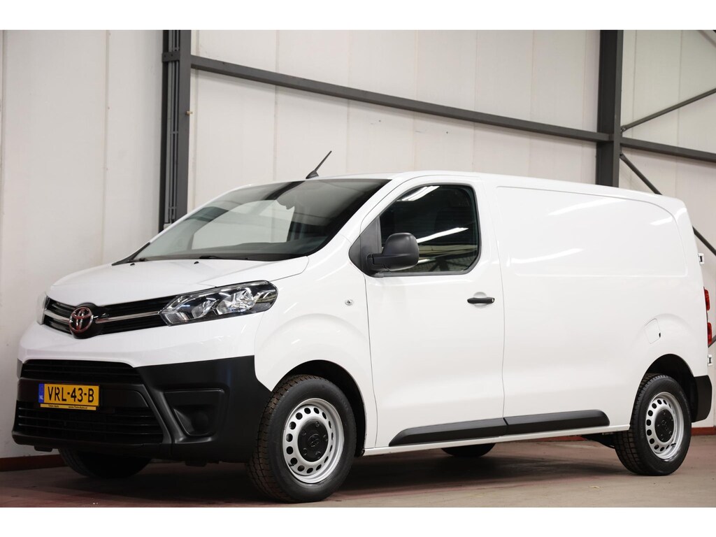 Toyota ProAce Worker 2.0 D-4D L2H1 2500KG TREKVERMOGEN