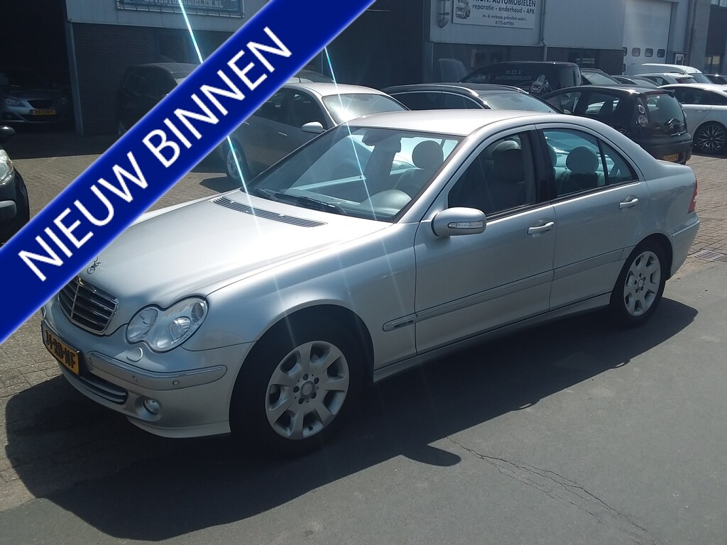 Mercedes-Benz C-klasse 240 Avantgarde 4-Matic topstaat mercedes c 240/dealer onderhouden