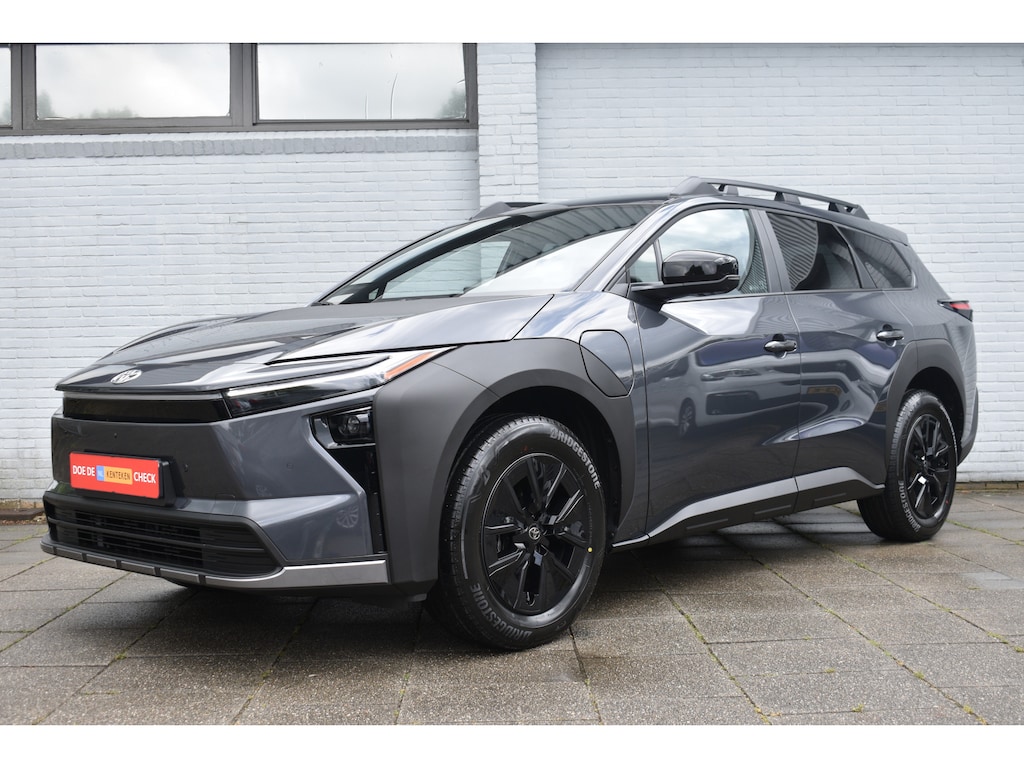 Toyota BZ4X Touring Dynamic 75 kWh Automaat 227pk | Voorstoelen&Stuur verwarmd | Warmtepomp | BSM | PDC | 360 Camera |