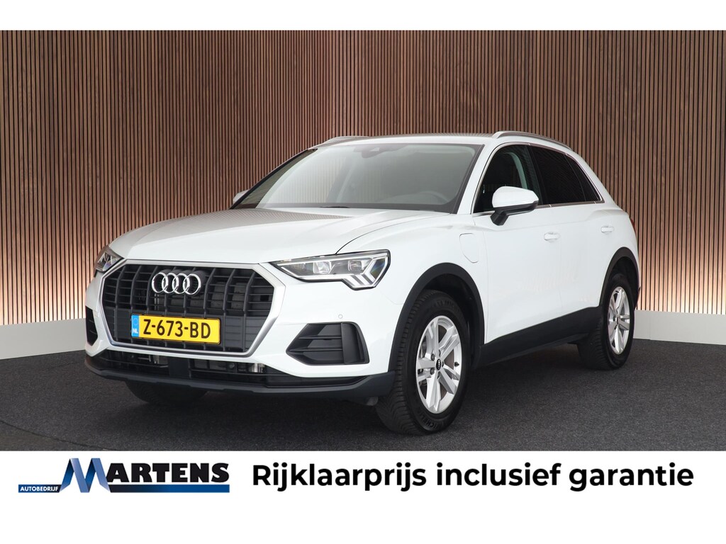 Audi Q3 45 TFSI e 245pk S-Tronic Pro Line Trekhaak Sportstoelen Stoelverwarming ACC Virtual Cockpit Navigatie