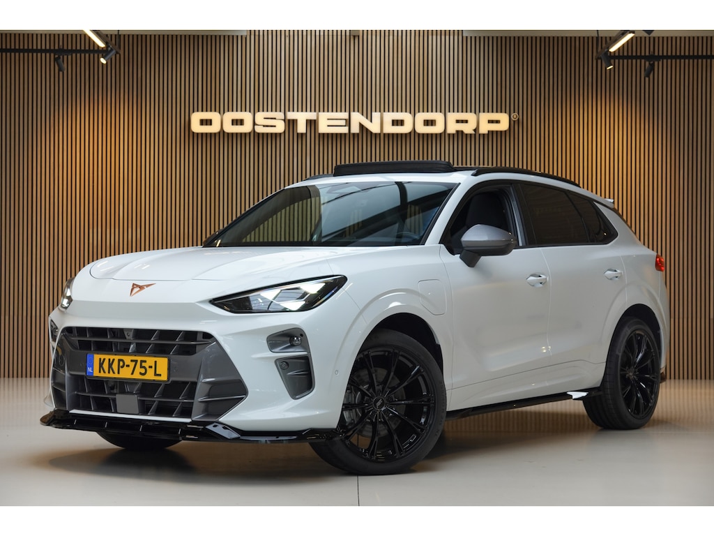 CUPRA Terramar 1.5TSI/204pk e-Hybrid MAXTON Blackstyle|2025|Panoramadak|Trekhaak|PDC+360camera+Assist|Cruise+ACC|20"ABT|Sennheiser|Memory-Seat|Head-up