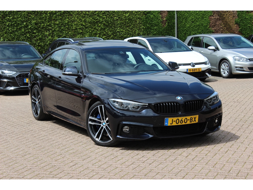 BMW 4-Serie Gran Coupe 430i High Exe. M Sport / Schuifdak / Camera / Head-up / Harman Kardon / 19'' / Leder / Navigatie / Dodehoek / DAB / Stoelverwarming / Cruise Control