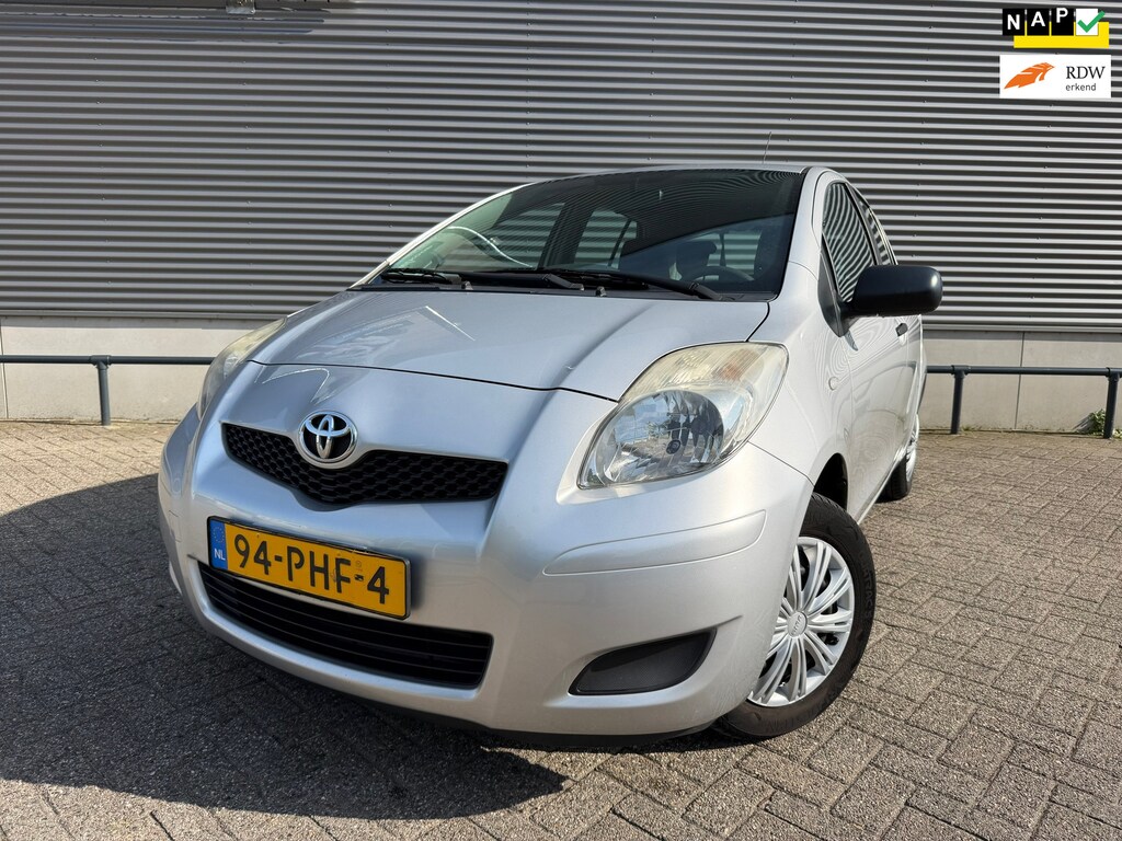 Toyota Yaris 1.0 VVTi Acces