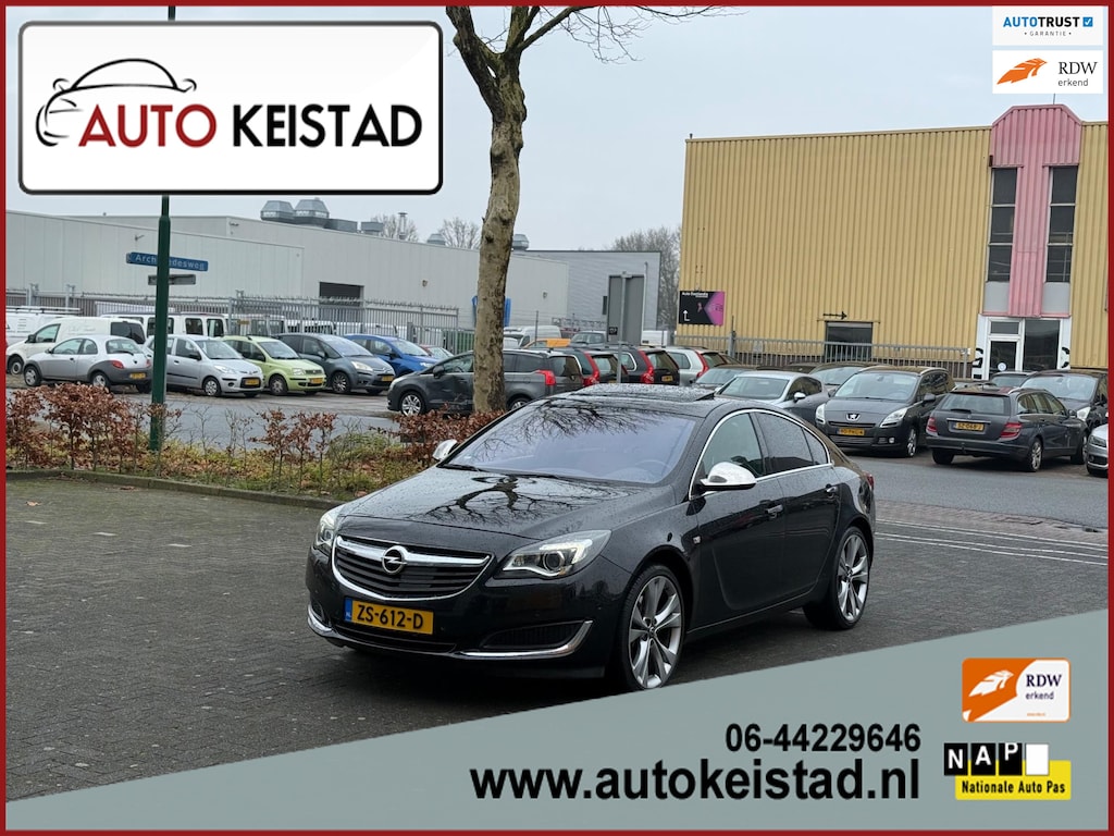 Opel Insignia 2.0 T 4x4 250PK AUTOMAAT LEDER/XENON/SCHUIFDAK/MEMORY! NIEUWSTAAT!