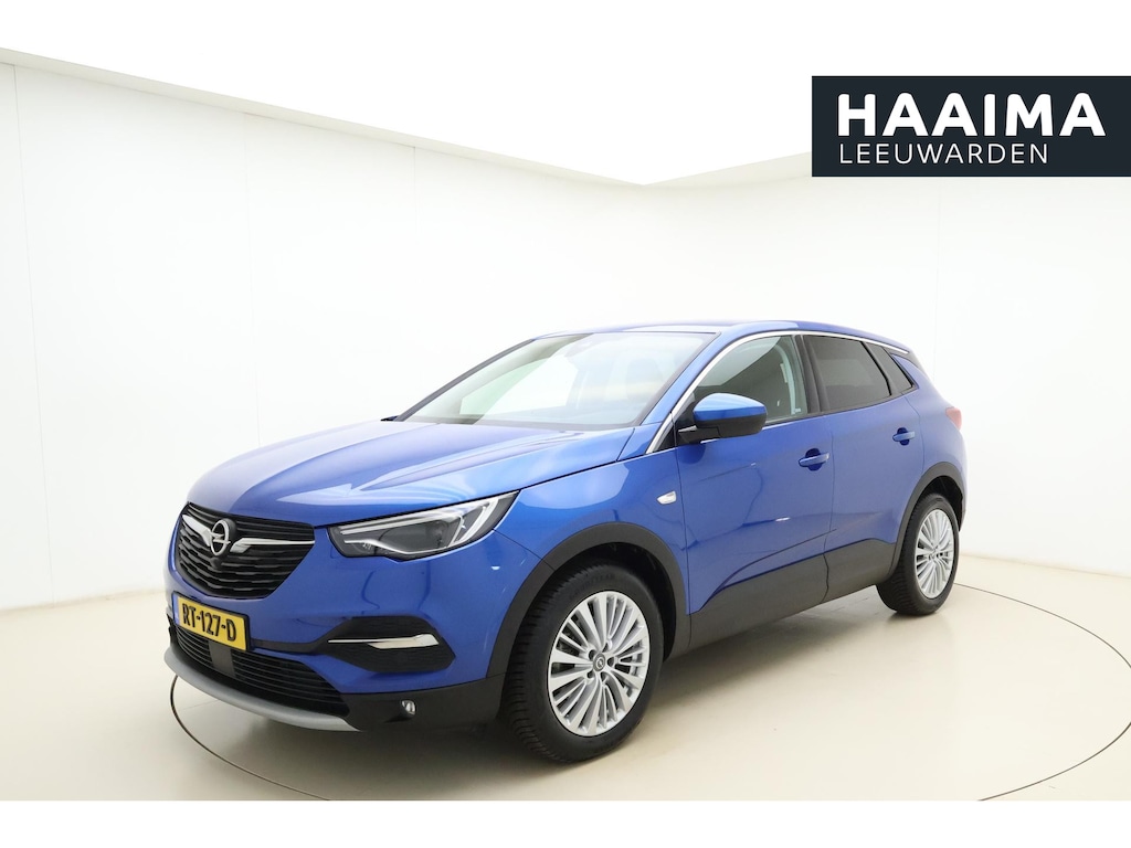 Opel Grandland X 1.2 Turbo Business Executive | Electrische achterklep | Navigatie | Camera | Half lederen bekleding | DAB radio | Apple Carplay | Extra getint glas